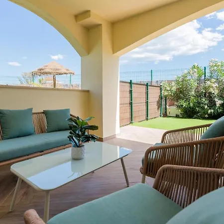 Apartment Magic Corner On Golden Mile
